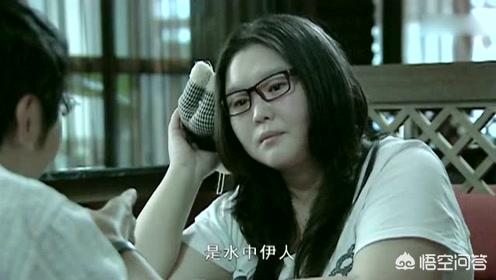 爽约是什么意思
:我在网上认识一个女孩才两天，她约我见面然后她爽约了，大家说她是怎么想的？
