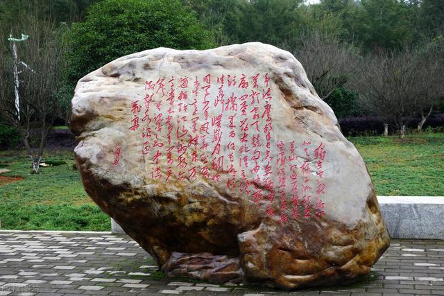 长沙好玩的地方
:长沙最好玩的景点是哪个？