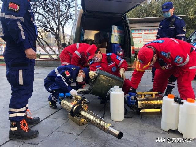 轻松赚钱
:为什么有些人赚钱很轻松，有些人赚钱却非常难？和人的观念有关吗？