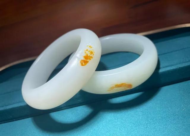 平洲玉器网
:想买个玉镯子，在哪里买比较合适？