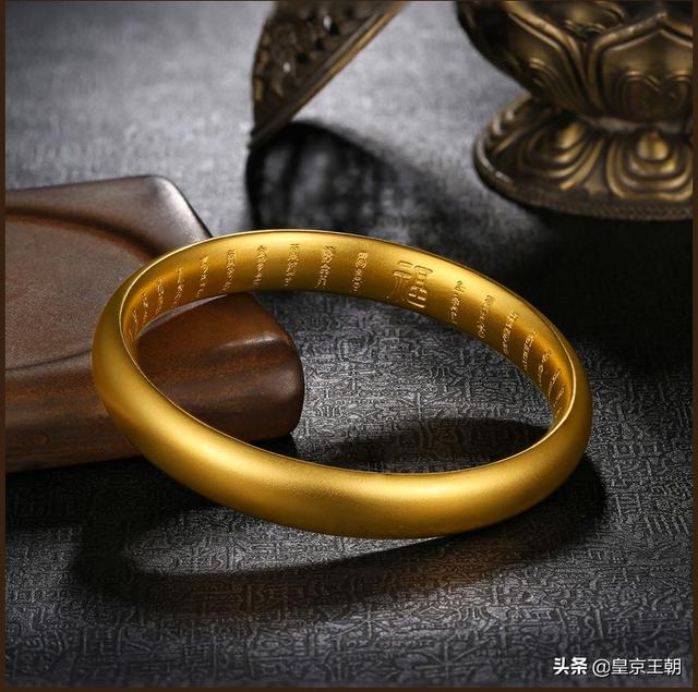 黄金什么牌子最好
:买什么牌子的黄金好一点？