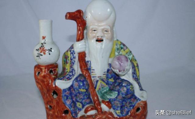 老人生日送什么礼物好
:送老人什么生日礼物最好？