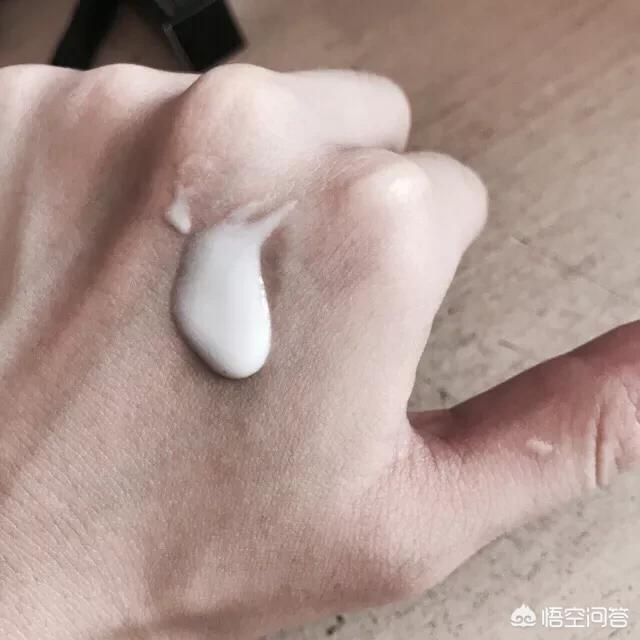丸美是哪个国家的品牌
:欧莱雅、玉兰油和丸美哪个品牌的化妆品比较好？你如何评价？
