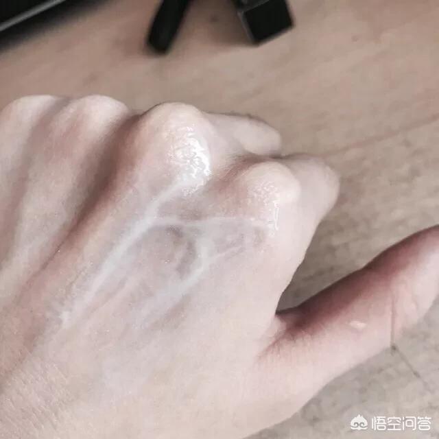 丸美是哪个国家的品牌
:欧莱雅、玉兰油和丸美哪个品牌的化妆品比较好？你如何评价？