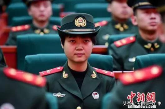 四级士官是什么级别
:请问士官是啥级别，士兵官以上又是啥级别？