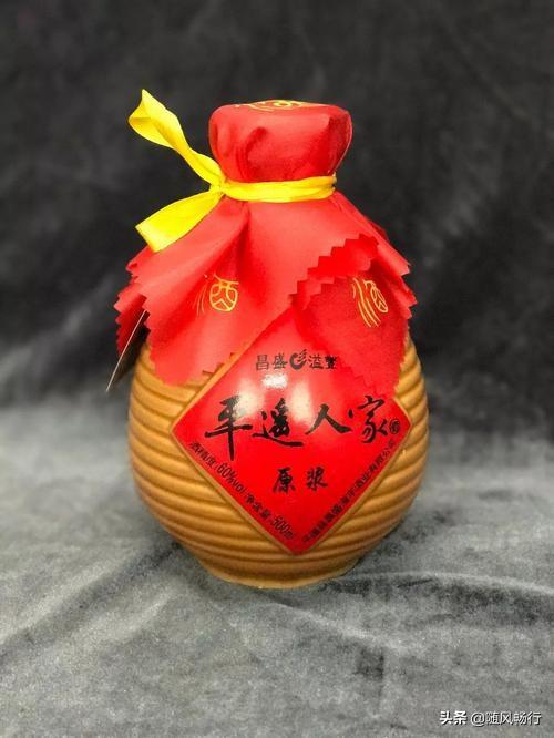 旅游产品有哪些
:到山西来旅游，有什么特色的旅游产品带回去？