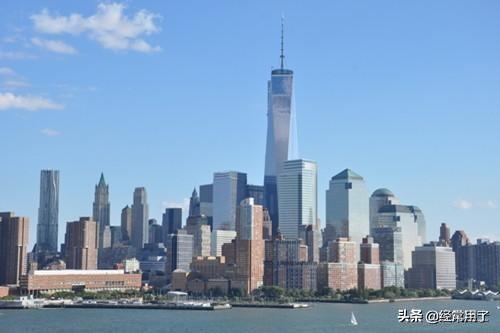 纽约是哪个国家的
:为什么美国首都是华盛顿？我印象中美国的首都是纽约啊！为什么有人说纽约比华盛顿更出名？