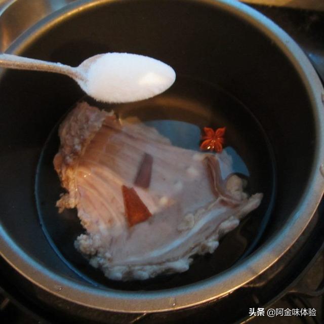 羊排做法
:清炖羊排最好吃的做法是什么？