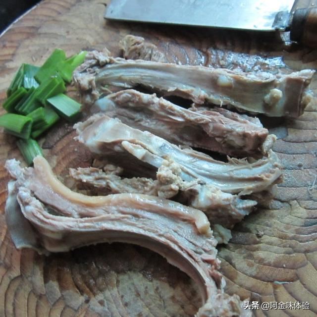 羊排做法
:清炖羊排最好吃的做法是什么？