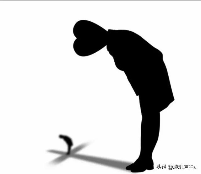 愧疚的意思
:“很多人到了中年，因为没钱，常怀愧疚”你怎么看？