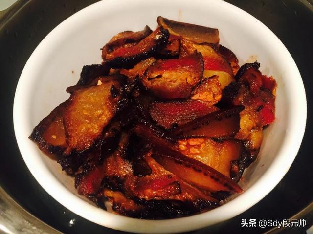 腊肉煮多久能熟
:腊肉煮多久能熟？