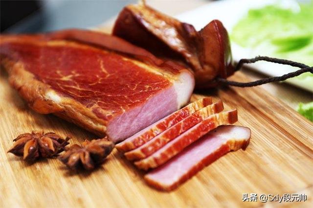 腊肉煮多久能熟
:腊肉煮多久能熟？