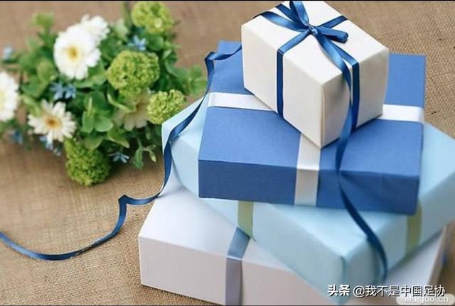 朋友搬家送什么礼物好
:朋友搬家了，送什么礼物好？
