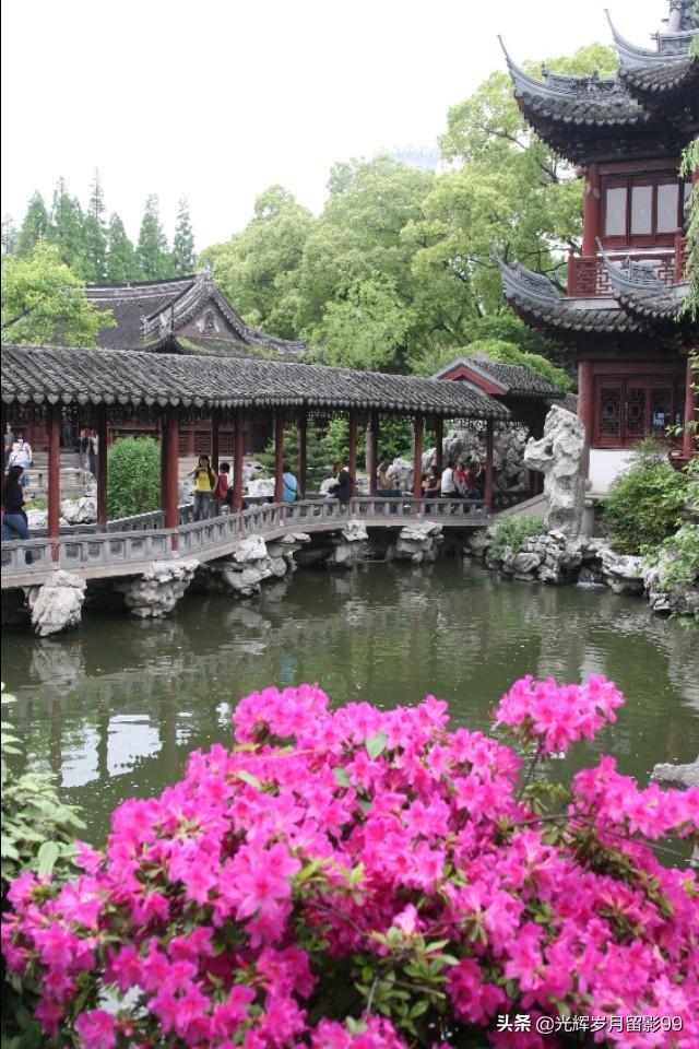 上海有名的景点
:上海比较有名的旅游景点在什么地方？