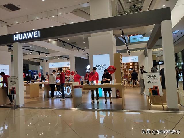 华为旗舰店官方旗舰店
:准备买一台华为手机，是选择淘宝好还是华为商城好？为什么？