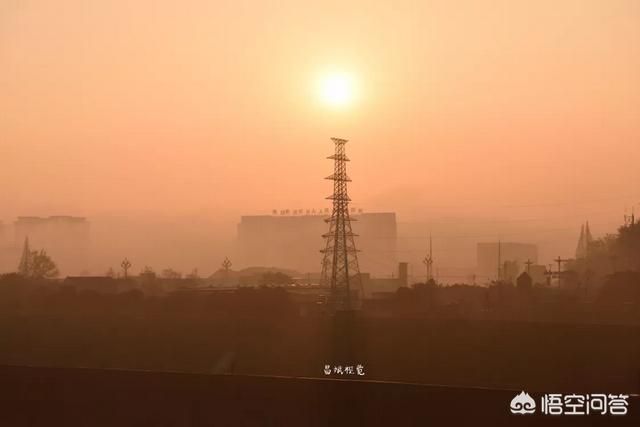 色彩渐变图片
:请老师们举例说明一下，用“渐变滤镜”适合拍摄哪些题材？怎么构图？什么时候拍？
