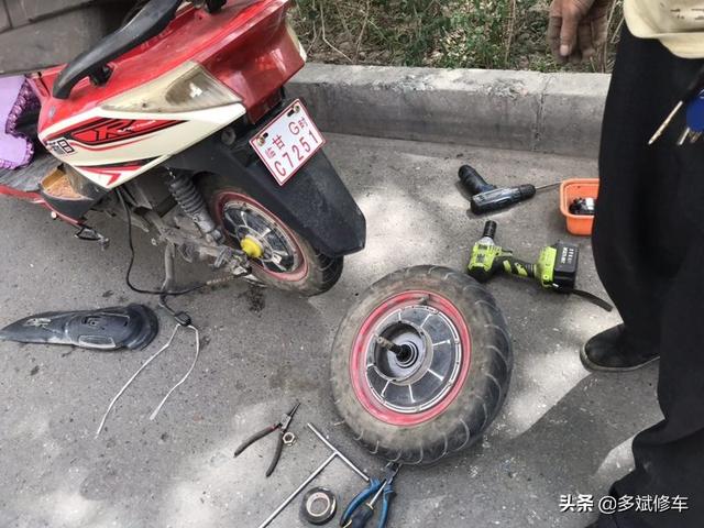电机品牌
:听说懂行的人买电动车都是看电机，有哪个电动车品牌电机特别好？