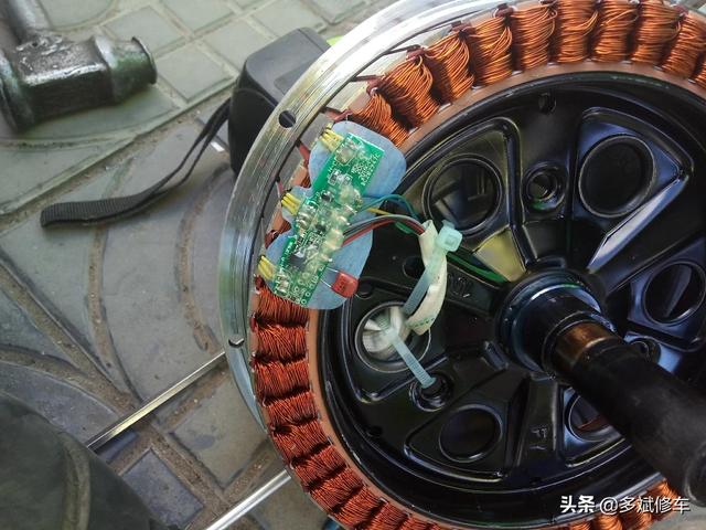 电机品牌
:听说懂行的人买电动车都是看电机，有哪个电动车品牌电机特别好？