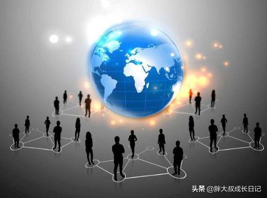 大市场营销
:要把小生意做大做强，在你看来，市场营销在其中起的作用有多大？