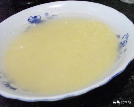 如何煮小米粥
:怎样熬小米粥？