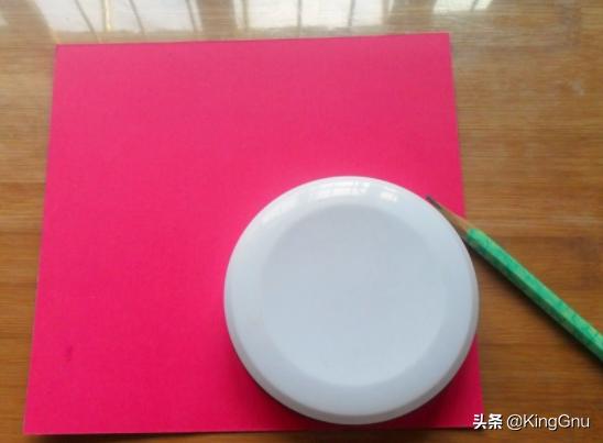 数学模型制作
:怎么做学生数学教具，手工制作―钟表？