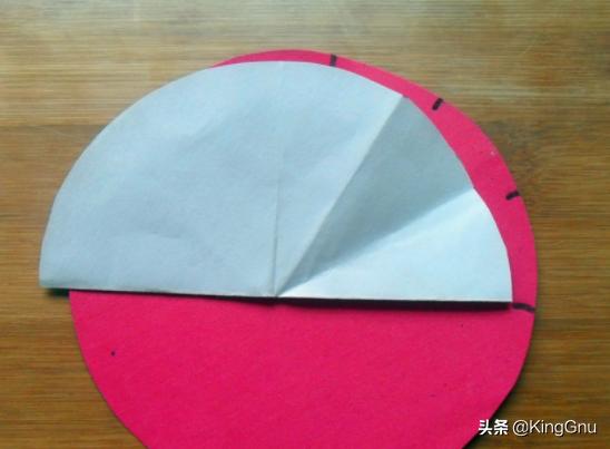 数学模型制作
:怎么做学生数学教具，手工制作―钟表？