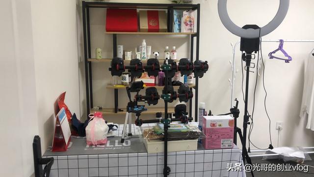 一个新手怎么做直播带货
:新手怎么做直播带货？有哪些方面需要注意的？