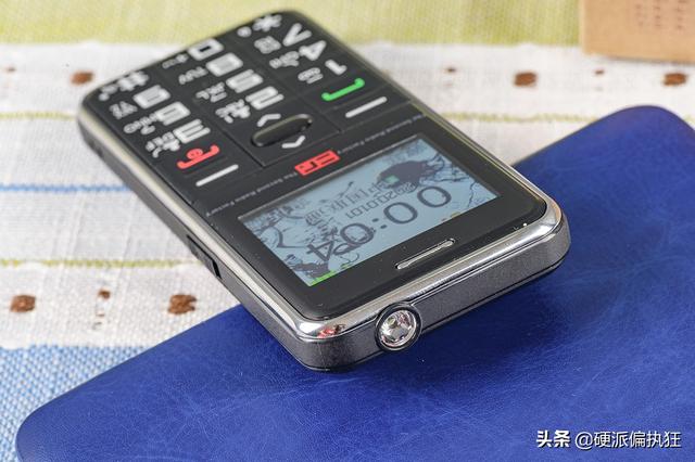 老年机哪个牌子质量好
:老人机什么牌子性价比高？