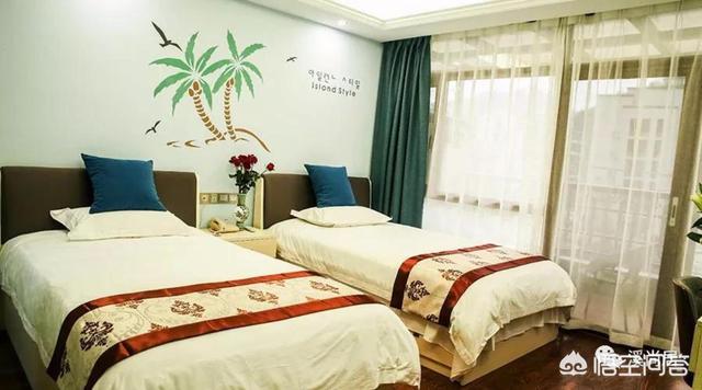 抖音一号多少钱
:抖音上那些，大理或丽江的民宿，800一个月的，靠谱吗？