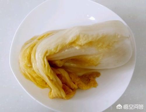 酸菜水饺馅的做法
:怎么做好酸菜馅的饺子呢？