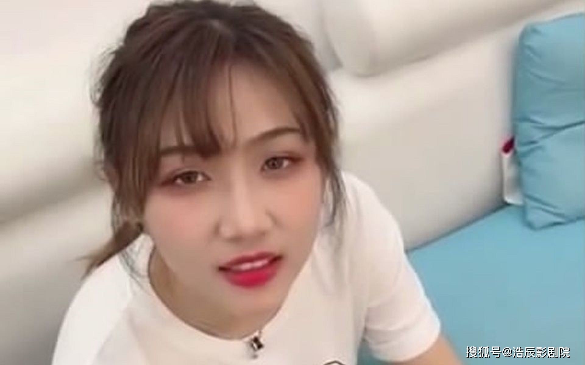 钟婷Xo(网红钟婷个人资料)