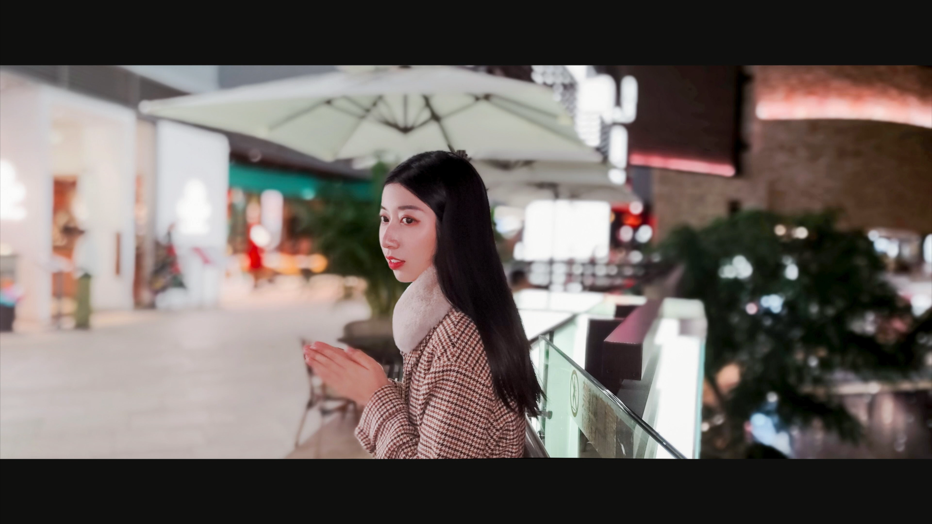 vlog怎么拍(vlog用什么剪辑软件)