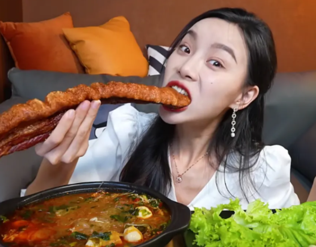 小贝饿了a(小贝饿了a火锅)