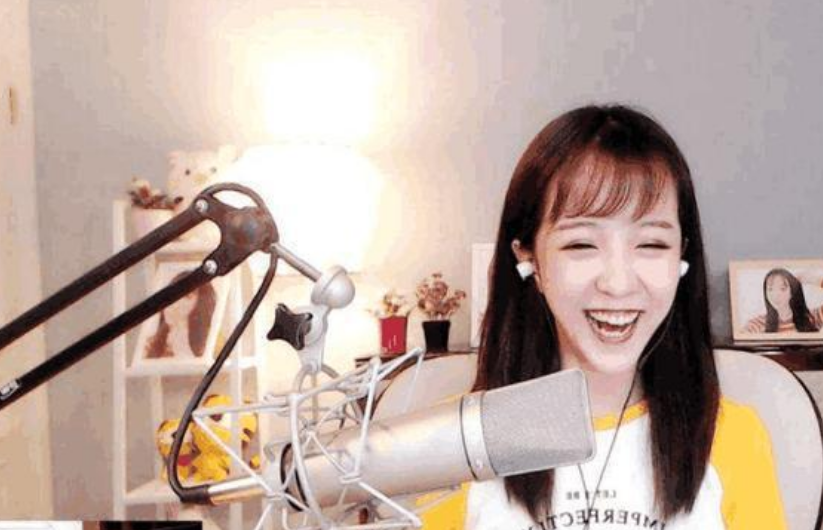 莉三万裸身照(莉三万小视频是真的吗)