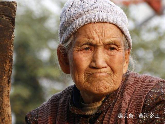 童养媳是什么意思(童养媳什么意思啊)