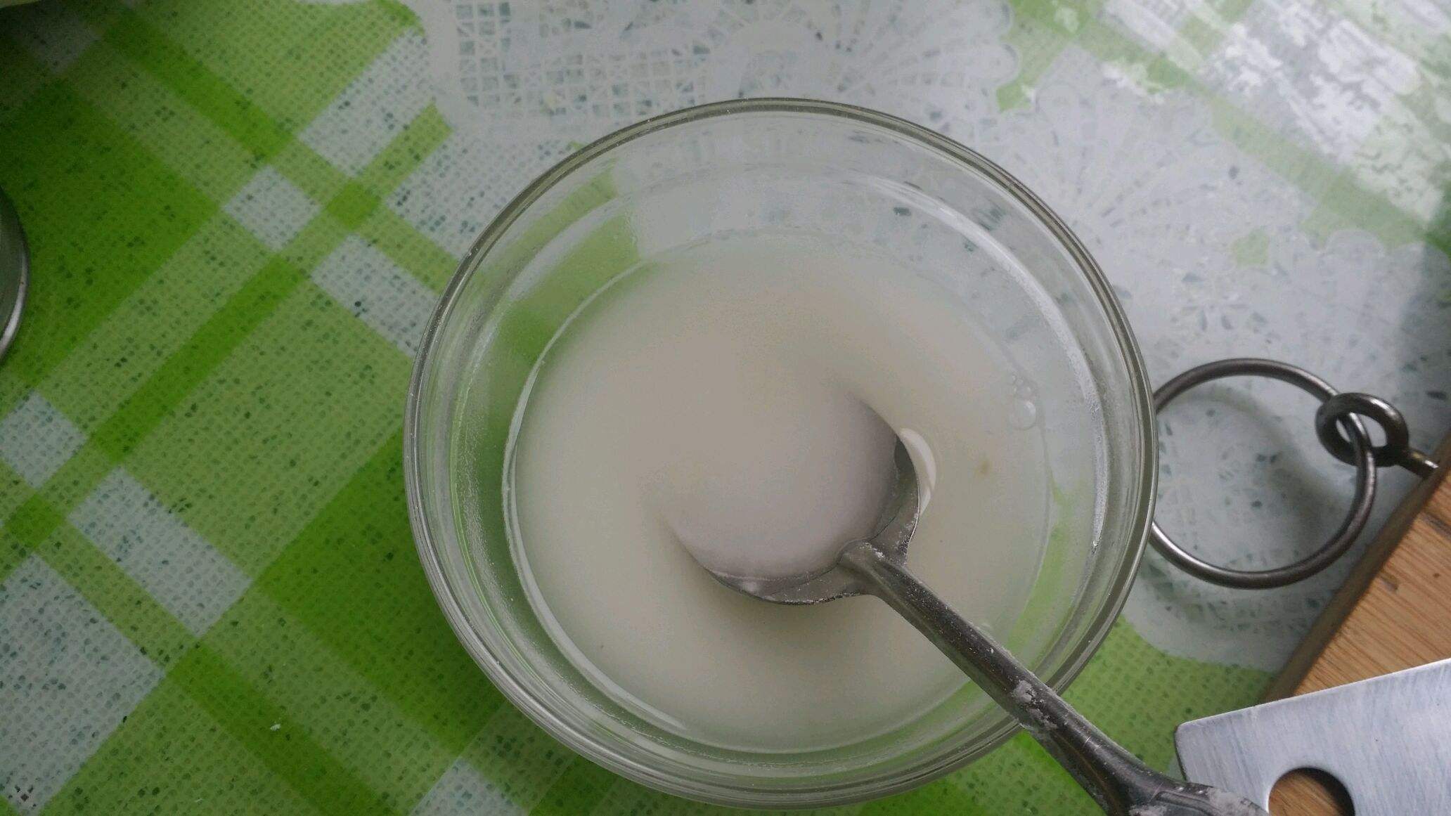 勾芡用什么粉(勾芡用什么粉面好)