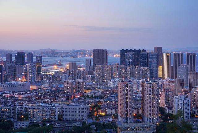 大连哪个省的城市(大连是哪个地方的城市)