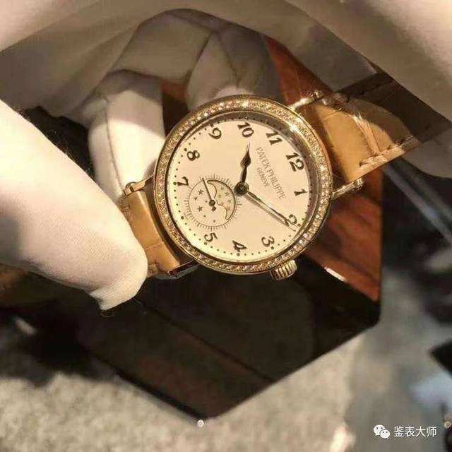 百达翡丽广告语(百达翡丽广告语英文)