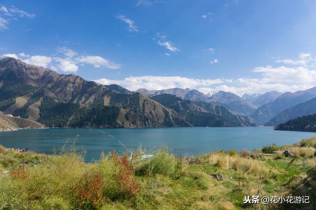 贺娇龙视频
:去新疆自驾旅游多少天合适，怎样不绕路看遍新疆美景？