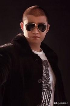 快手昨天具体怎么回事
:快手二驴和二丫怎么回事？