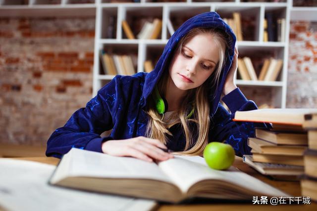 书籍种类
:有哪些文学类书籍？