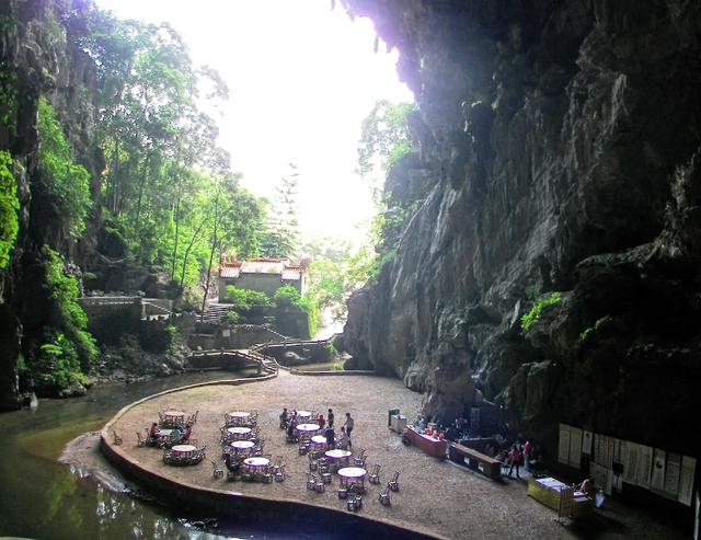 百利广场
:阳江哪里最好玩?