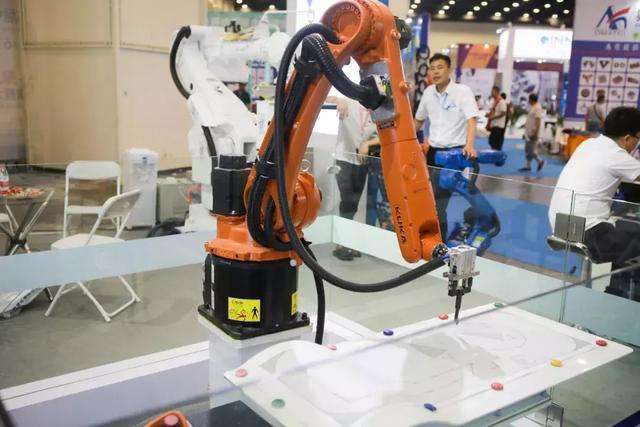 工业机器人品牌(工业机器人品牌)